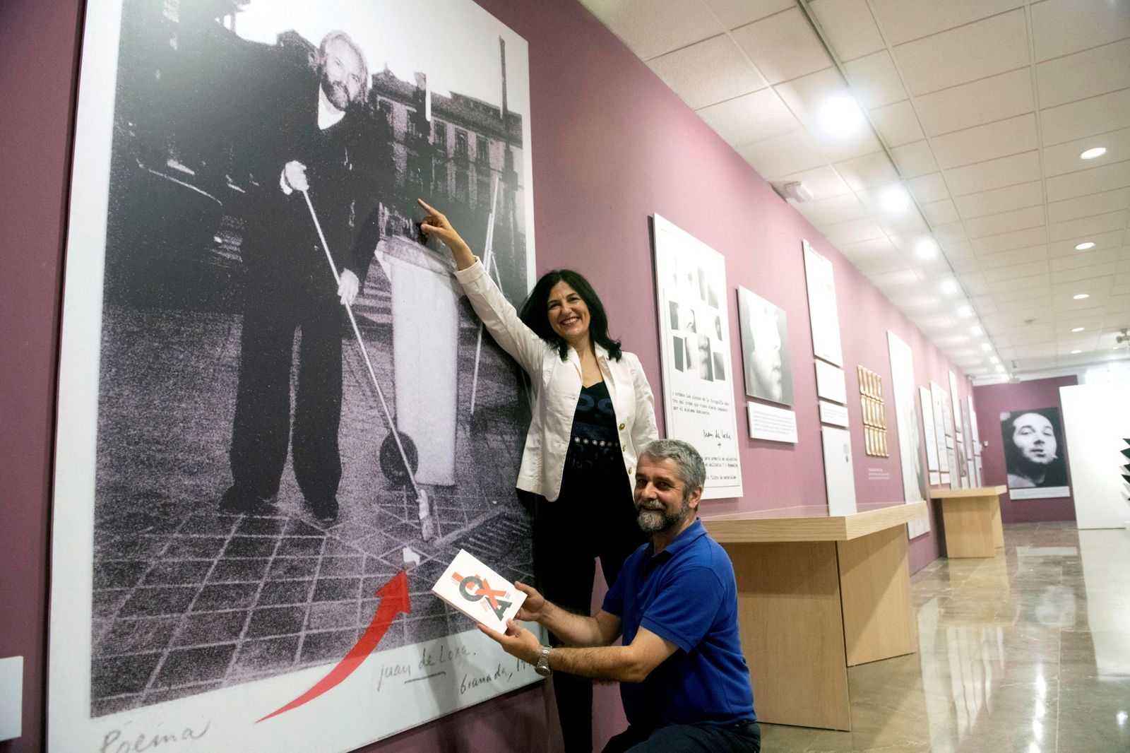 Una muestra reivindica la poesía más revoltosa y juguetona de Juan de Loxa