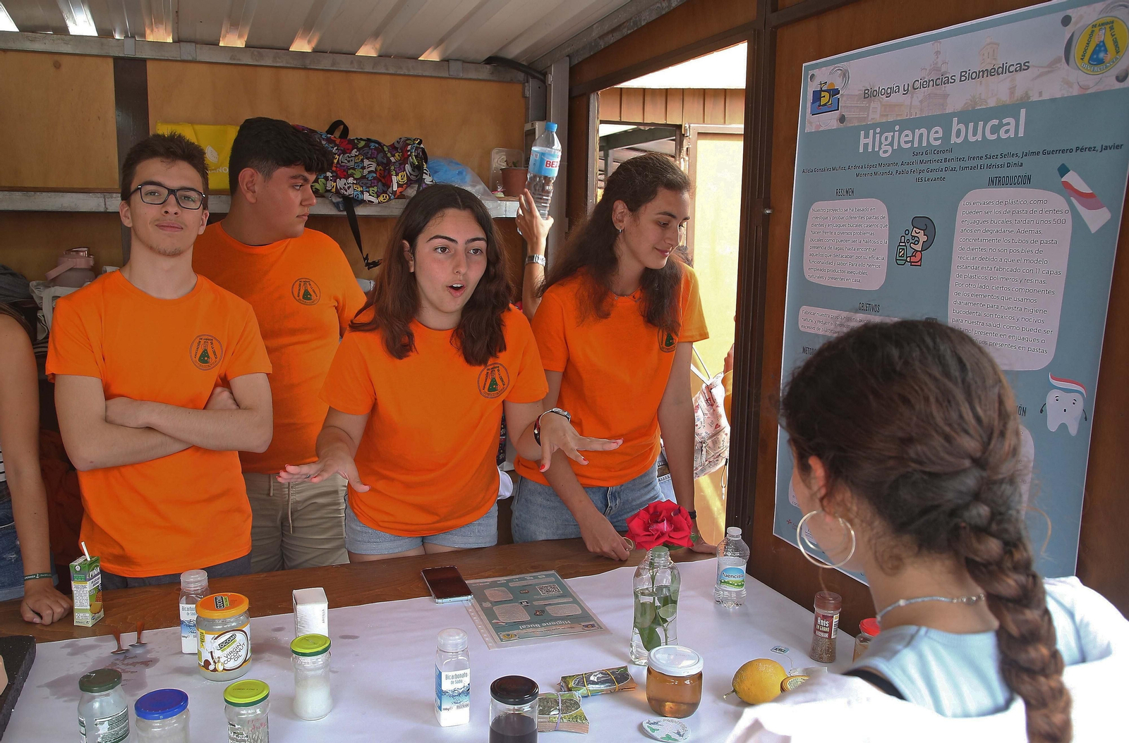 Fotos de la primera jornada de Diverciencia 2023 en Algeciras
