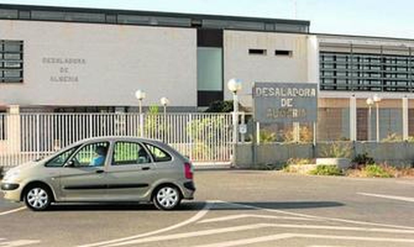 La producción de la planta desaladora está limitada a 14.000 metros cúbicos de agua.