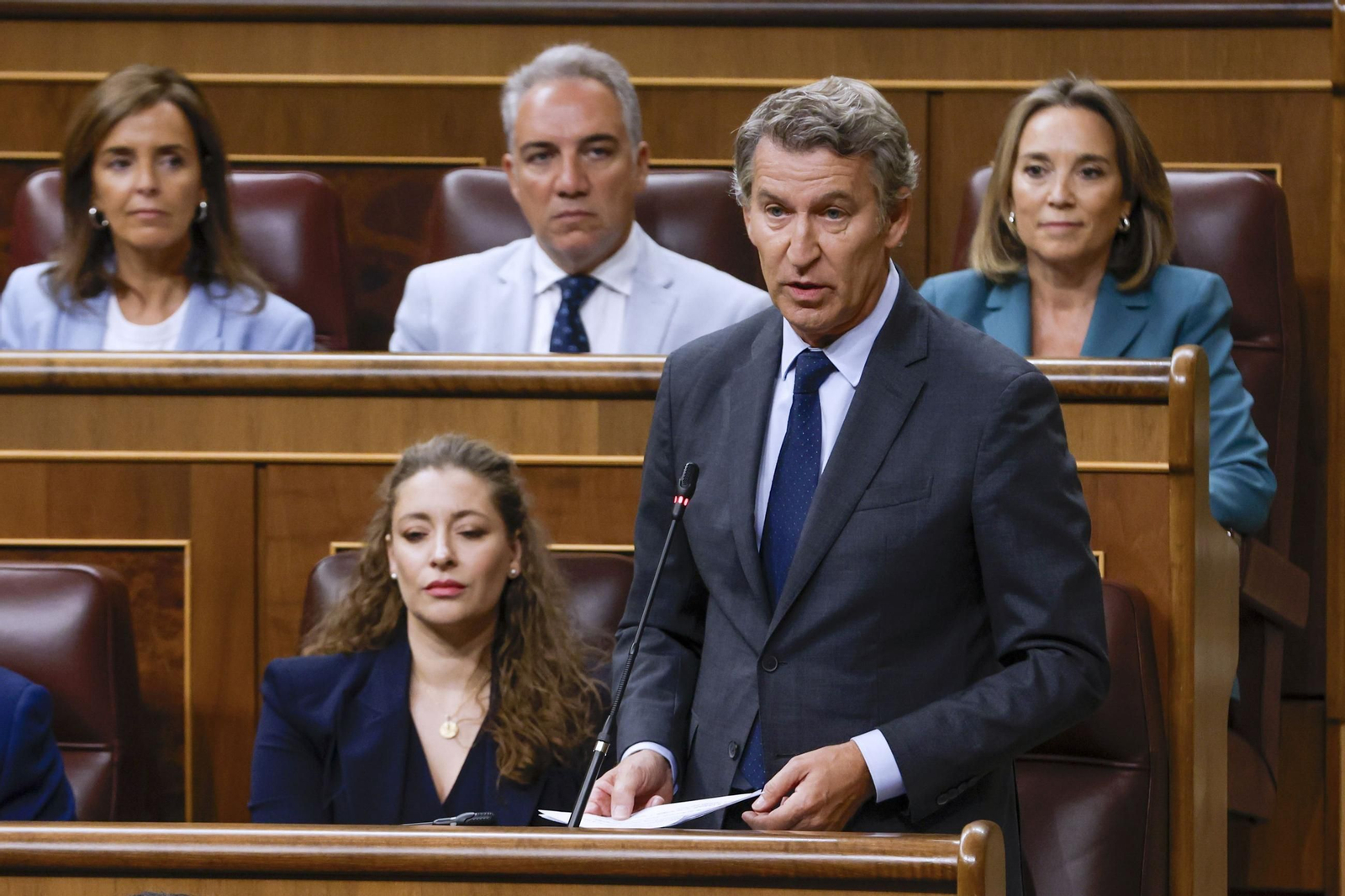 Alberto Núñez Feijóo, líder del PP, en la sesión de control al Gobierno en el Congreso.