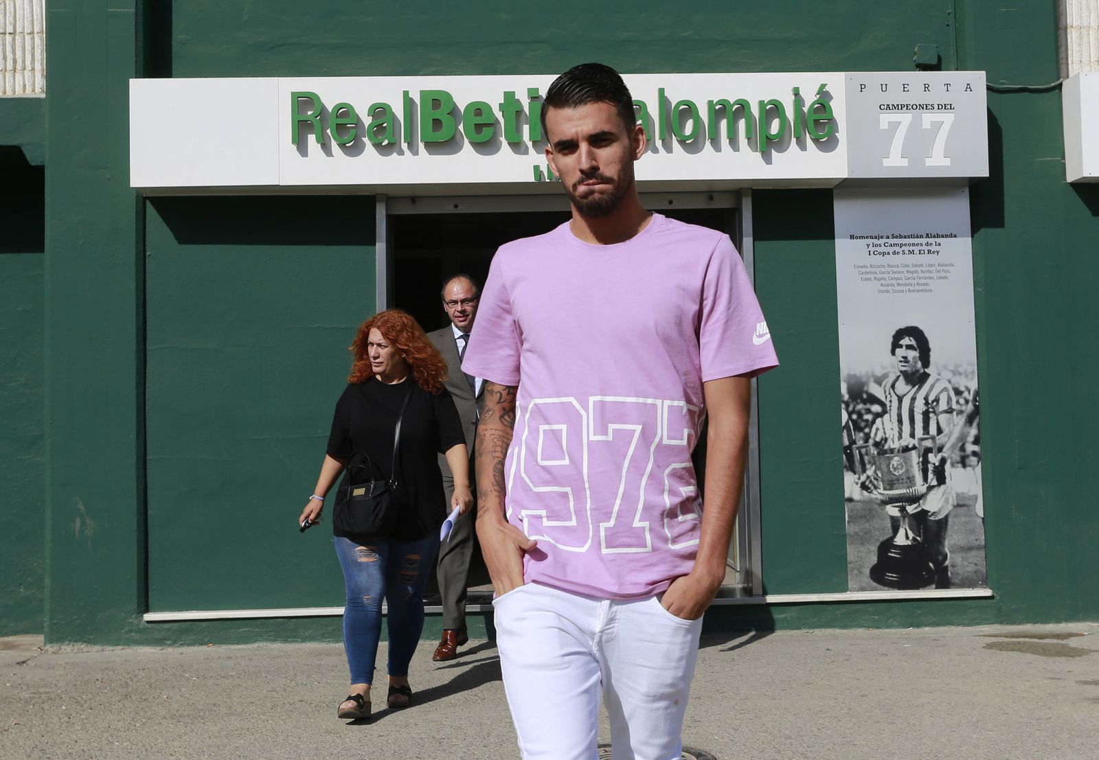 Ceballos a su salida estadio Betis.