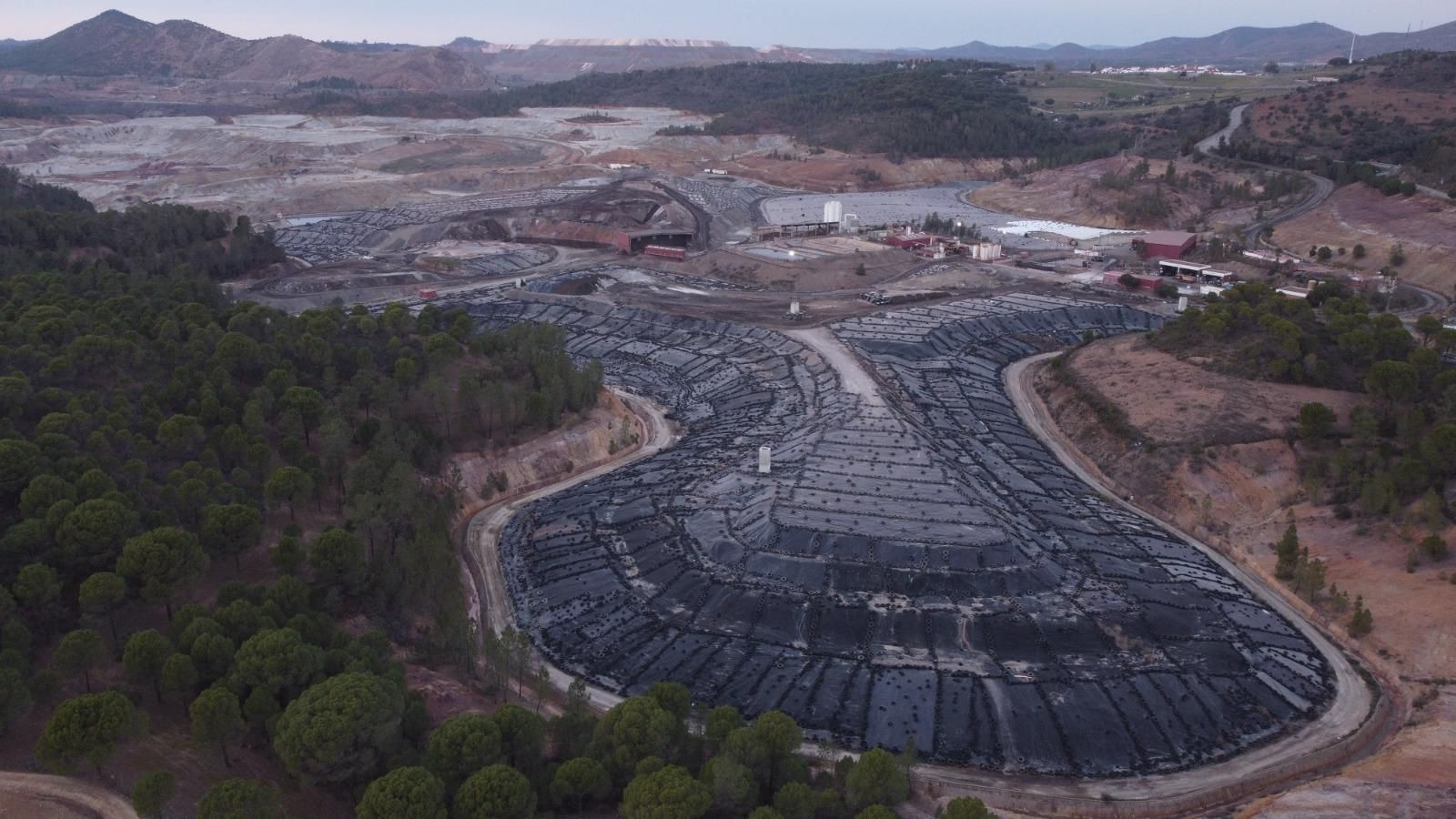 Imagen general del vertedero de Nerva.