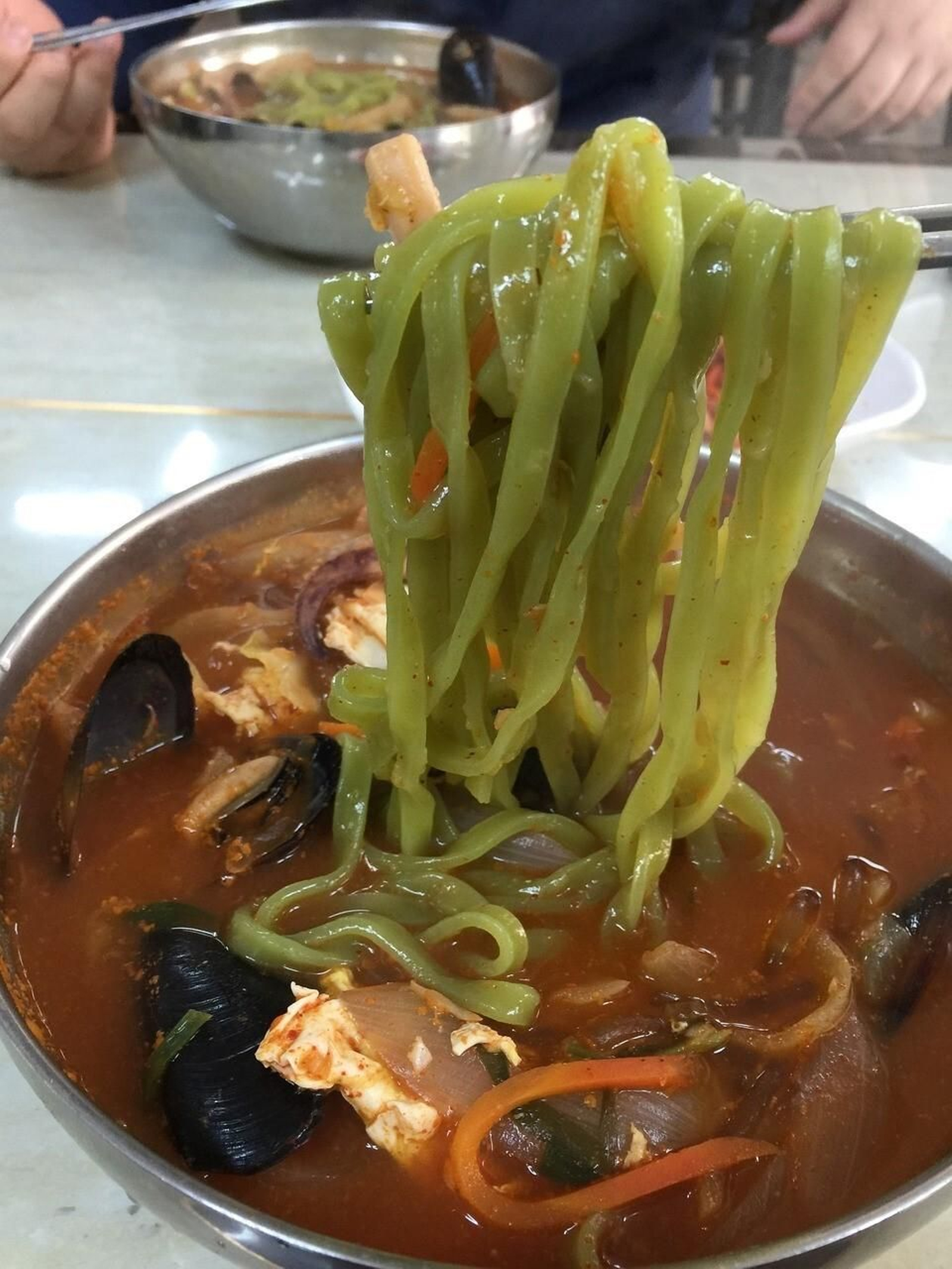 Tallarines con bambú