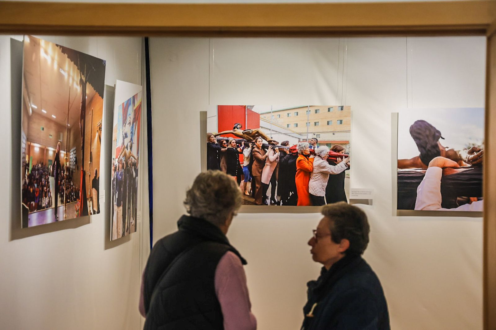 La exposición 'Cristo en la Prisión' en fotografías