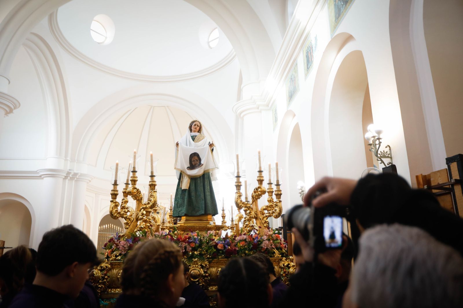 La procesión del Encuentro, en imágenes