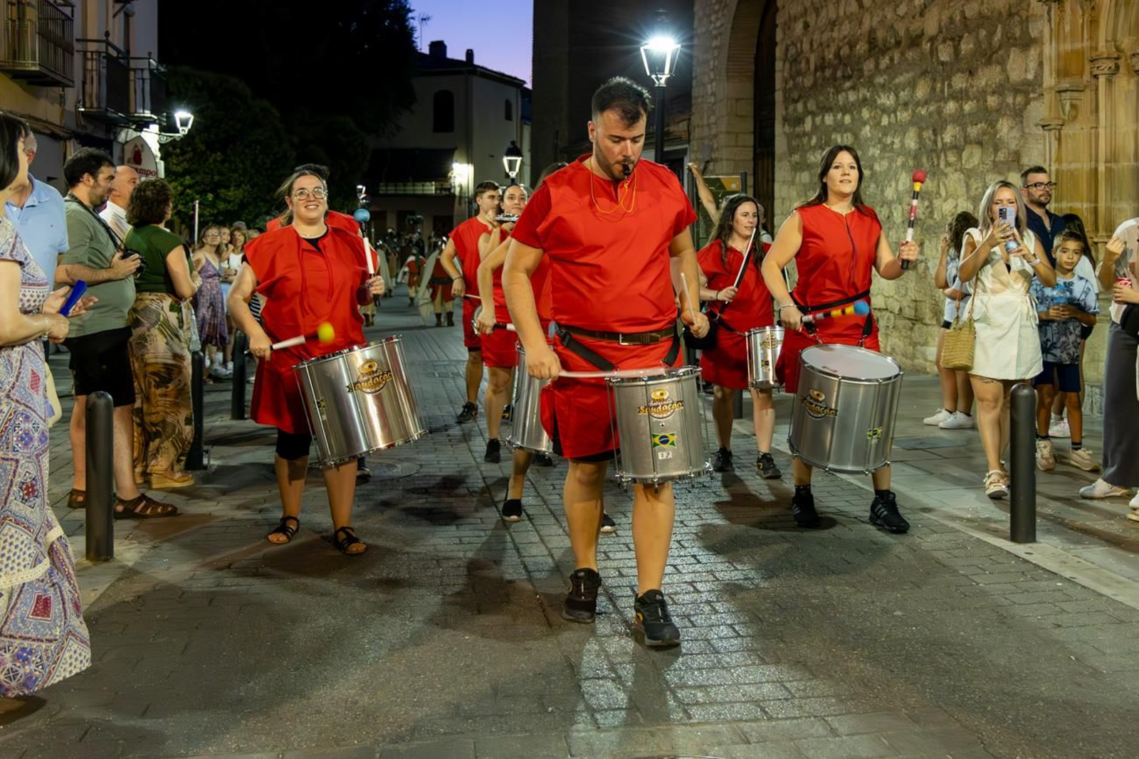 Exhibición de Bailes Medievales y Pasacalles del Lagarto de la Magdalena