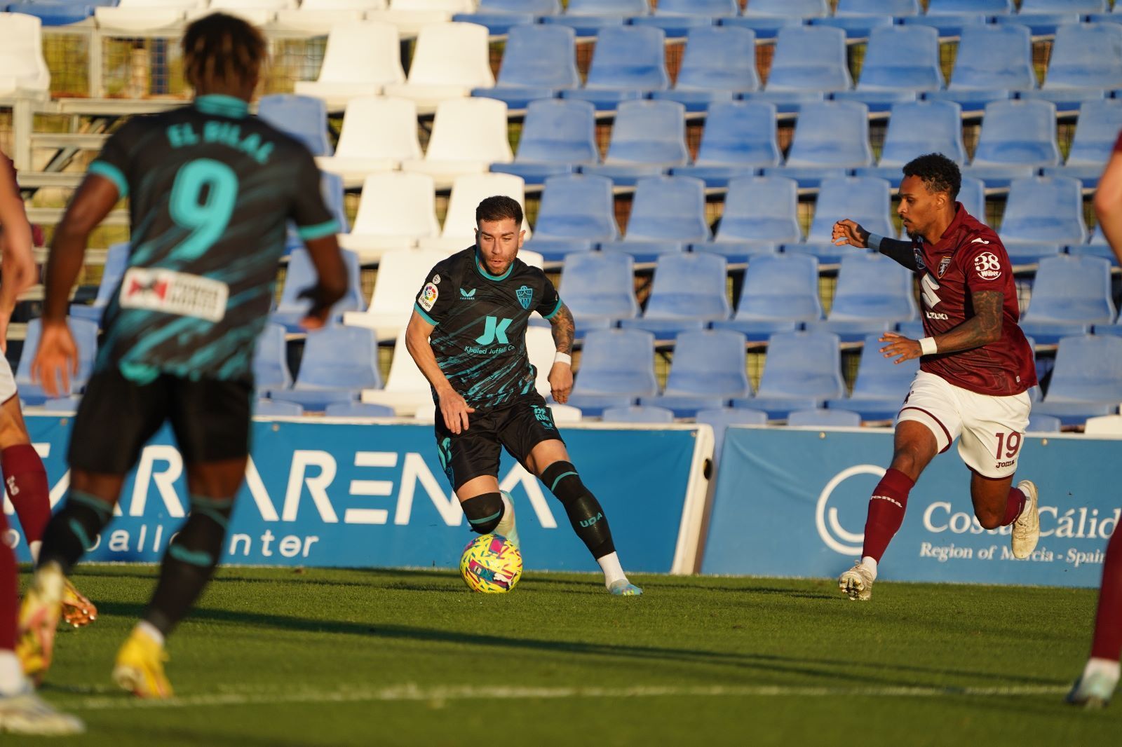 Las fotos del primer encuentro de la historia del Almería ante un rival italiano
