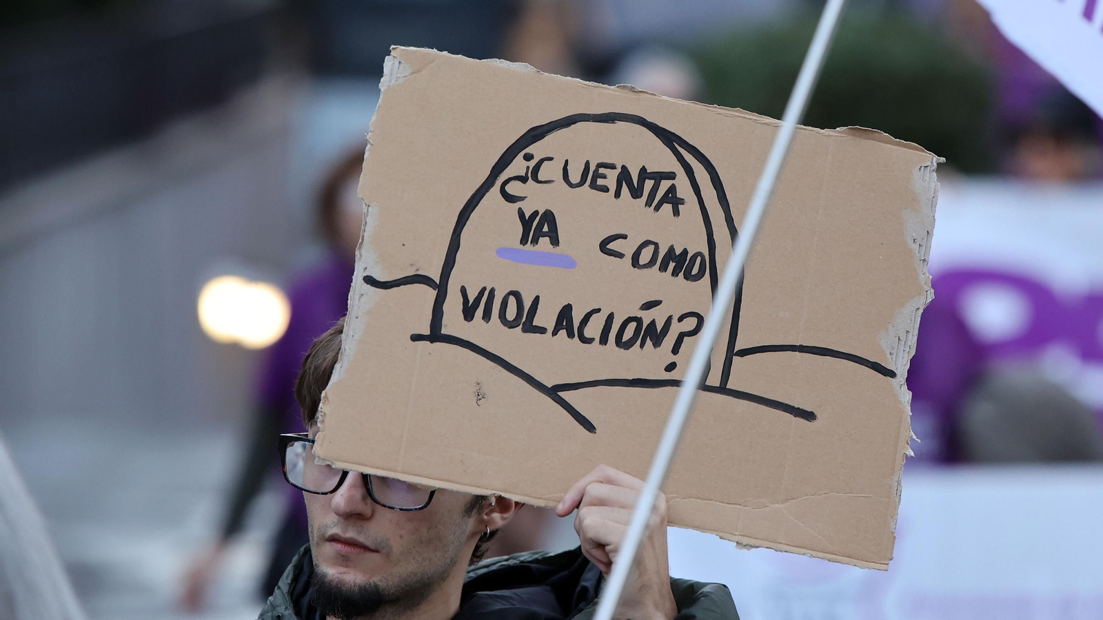 Imágenes de la manifestación del 25N 2024 en Jerez