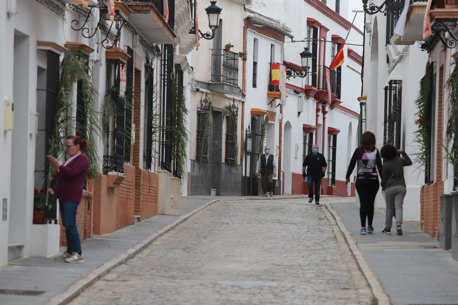 Imágenes de la jornada especial vivida en Almonte sin la procesión de la Virgen del Rocío