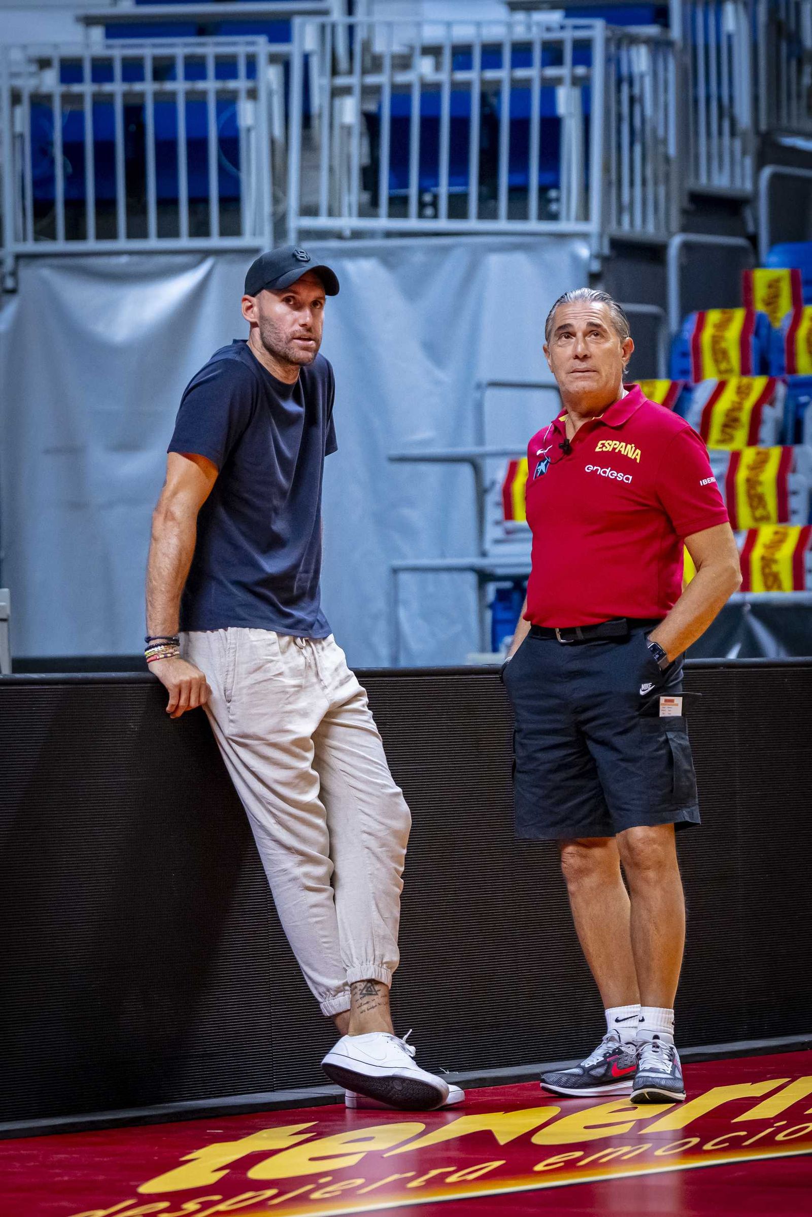 Rudy Fernández visita a España en Málaga