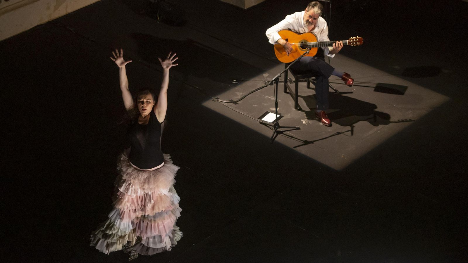 Un momento de la interpretación de la marcha 'Amarguras'