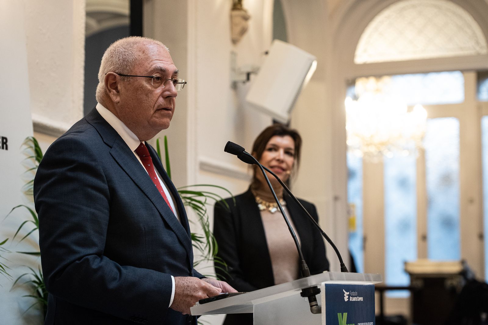 Imágenes de la entrega del premio literario "Hablando en cobre" de la Fundación Atlantic Copper