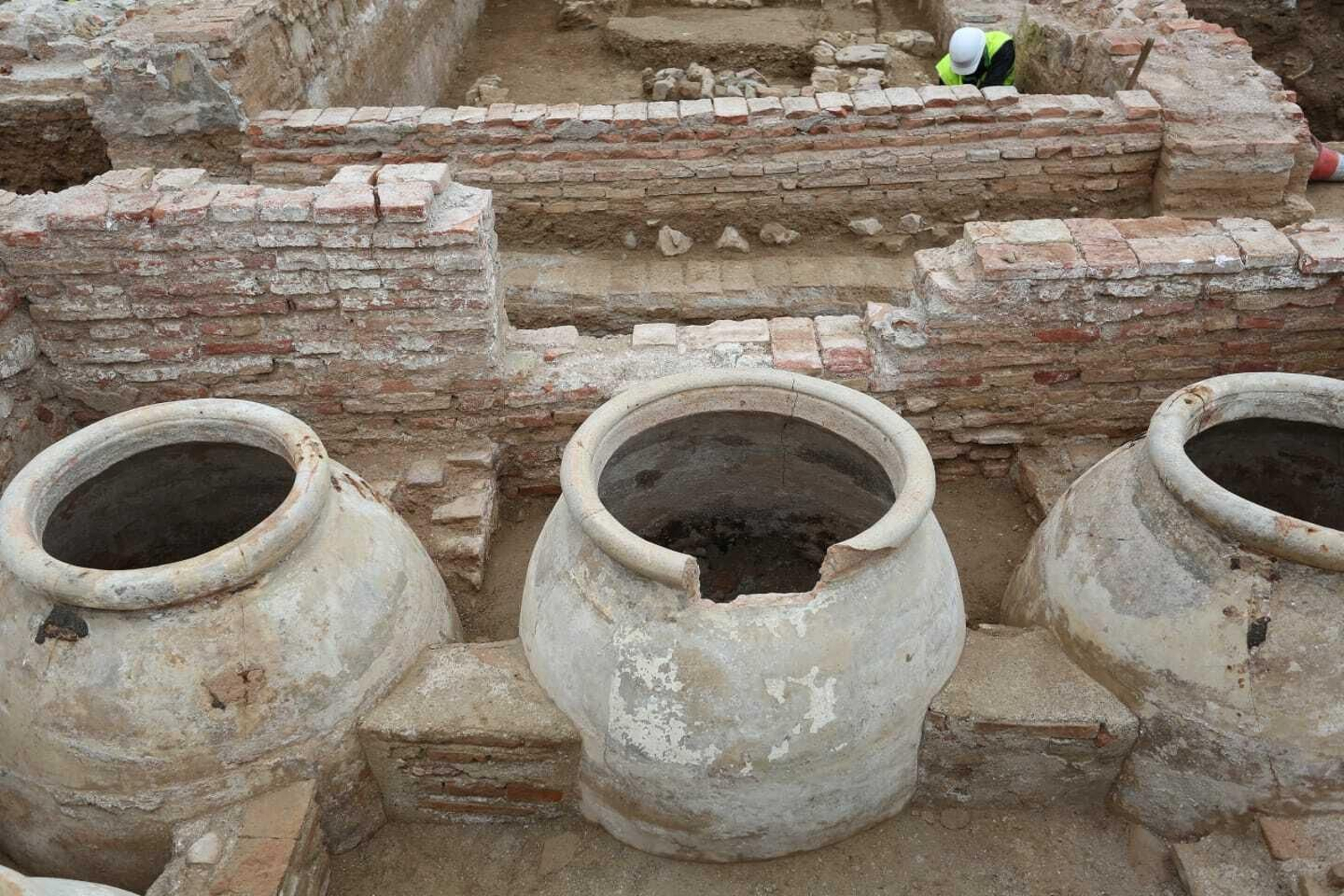 Las excavaciones en los cines Astoria y Victoria, en fotos