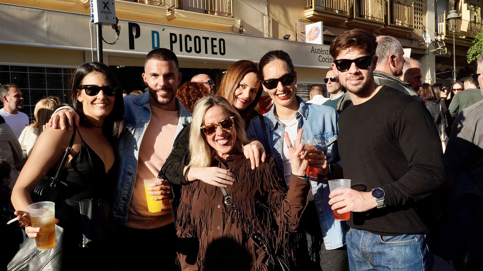 Encuéntrate en la galería del tardeo del sábado en San Sebastián 2025 en Huelva