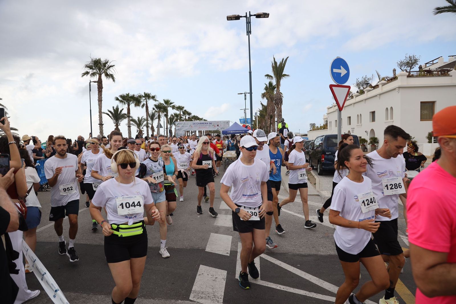 Las fotos de la 3ª carrera solidaria Memorial Vicente Granados en Málaga