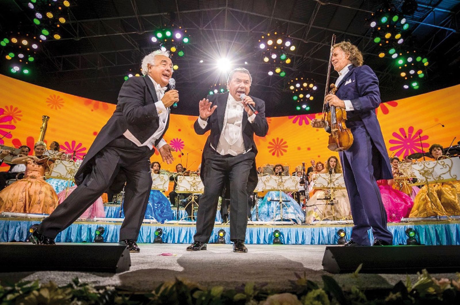 Los del Río cantan con la orquesta de André Rieu