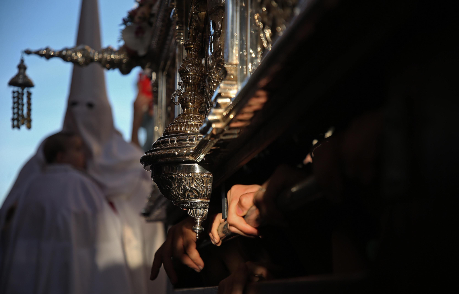 Fotos del Lunes Santo en Algeciras: Coronado de Espinas y La Columna