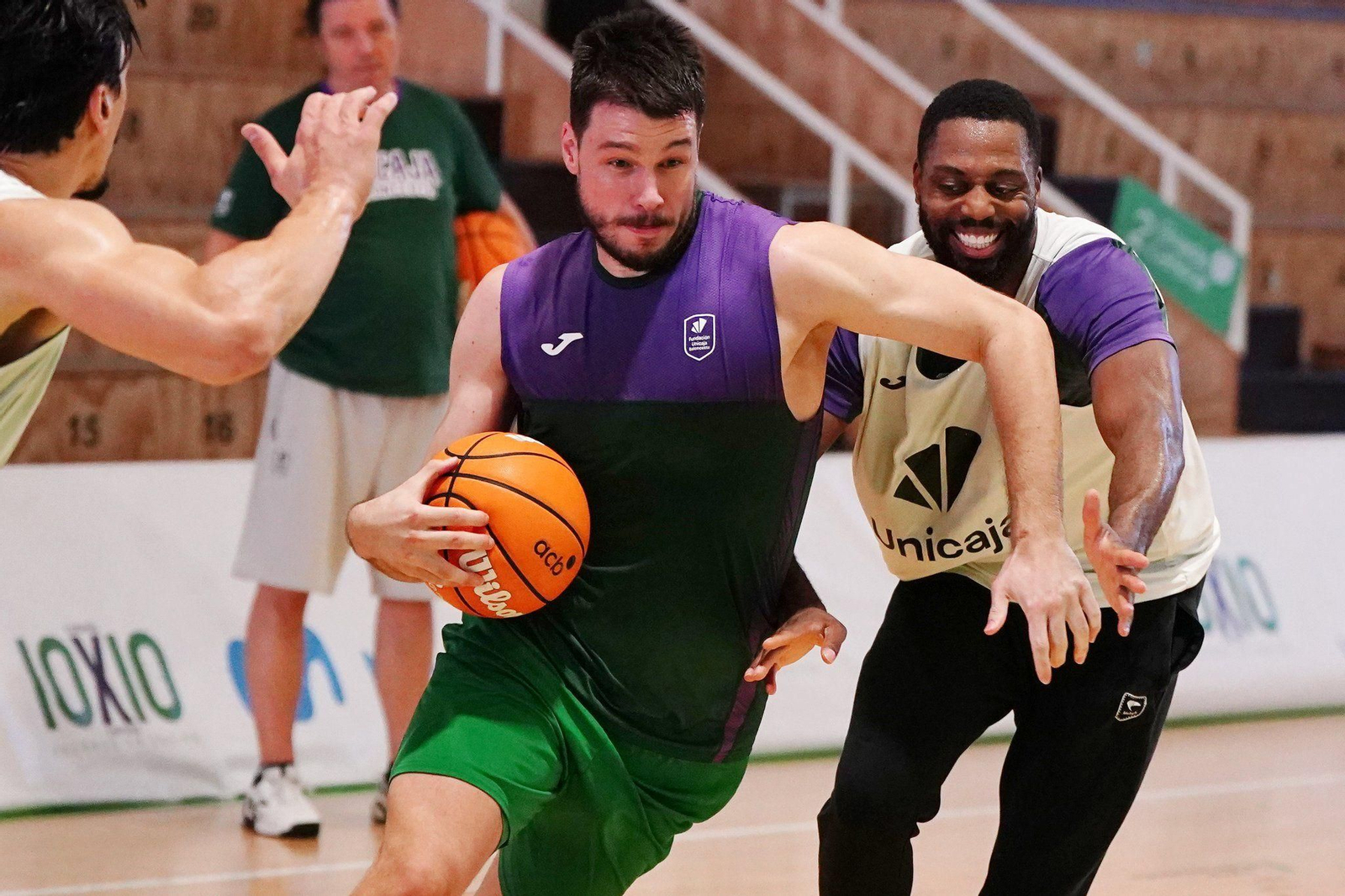El Unicaja vuelve al curro tras el descanso forzado