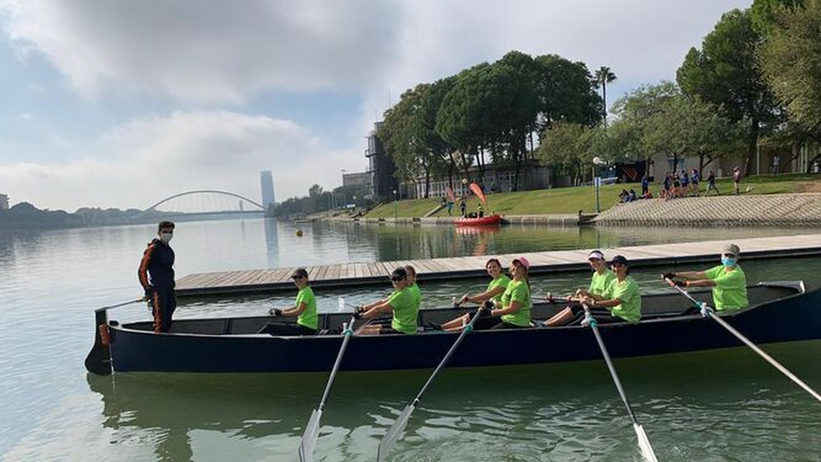 Un bote en la prueba disputada en noviembre en Sevilla.