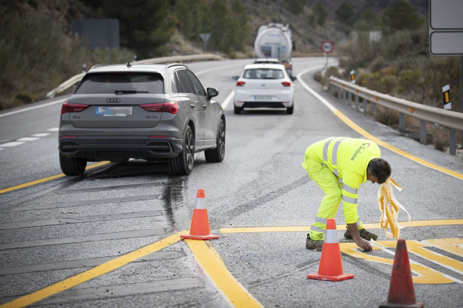 Cortada la autovia A-44 de la Costa de Granada y activados los desvíos por la N-323