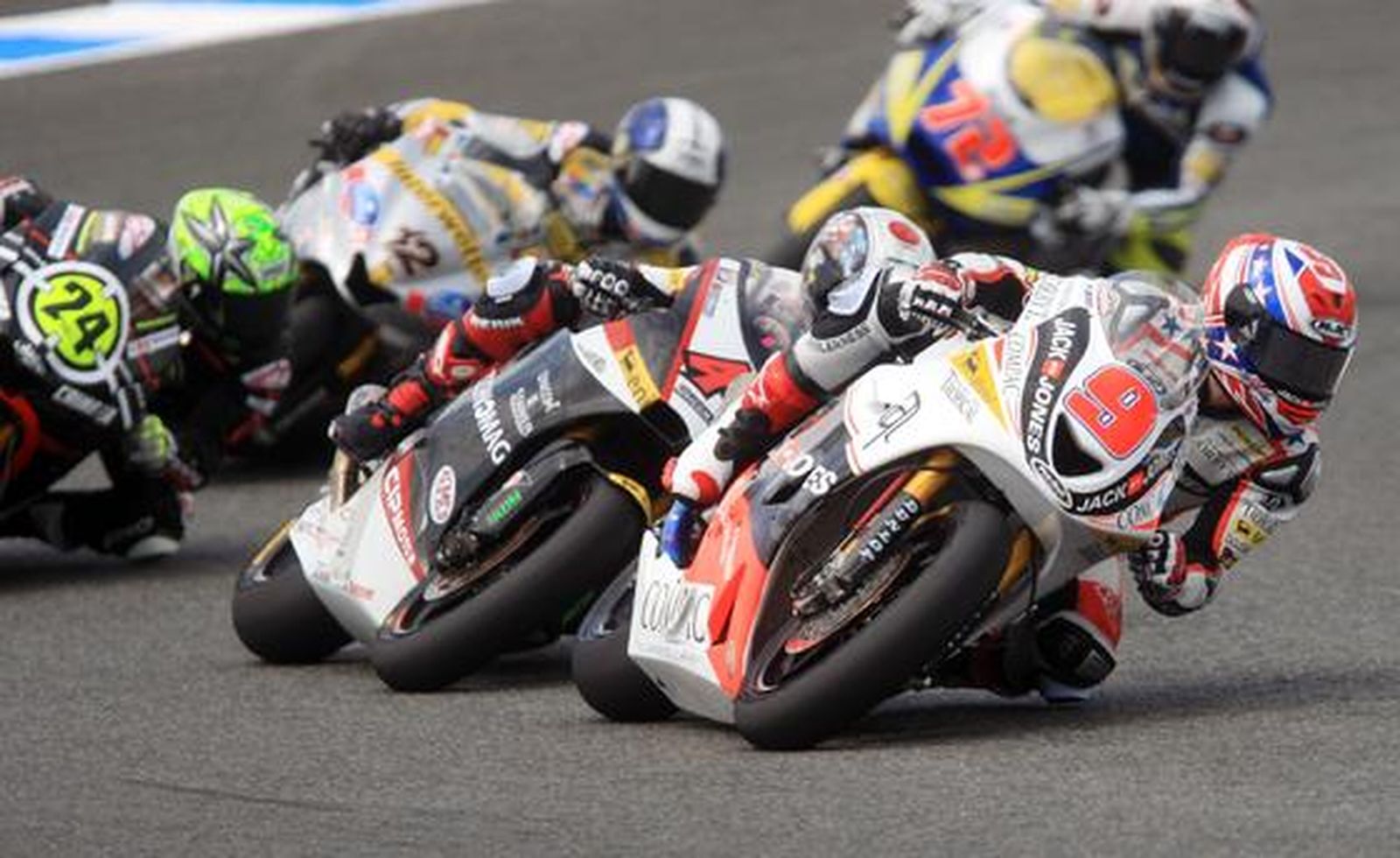 Toni Elías gana el pulso a Tomizawa y sube a lo más alto del cajón en Moto2. 

Foto: Juan Carlos Toro y Manuel Aranda