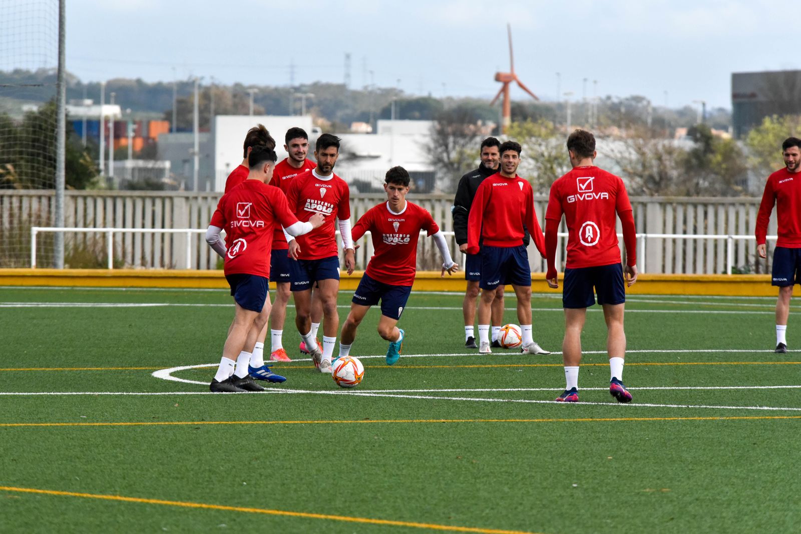 Un rondo de los algeciristas en los anexos.