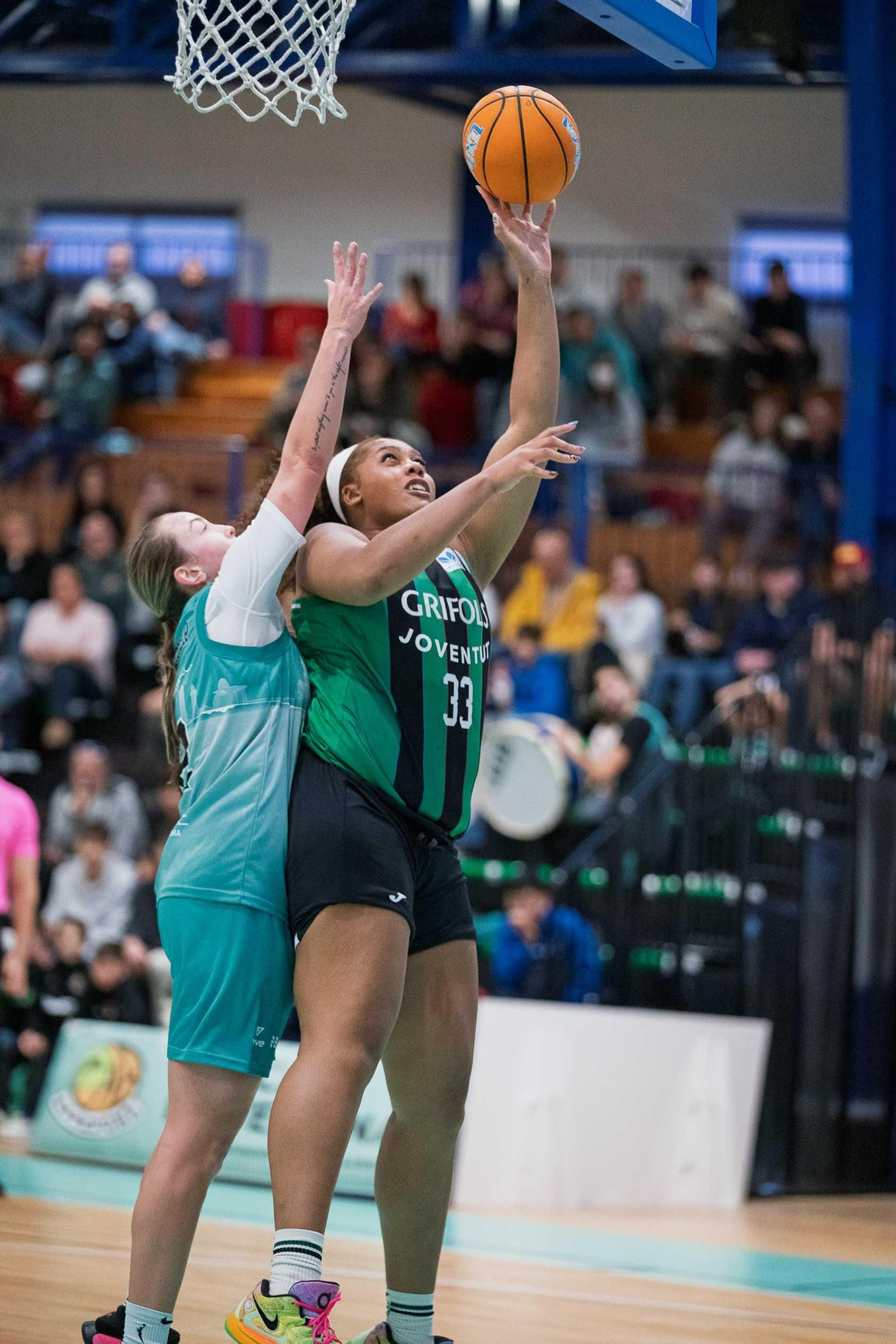 Gran remontada del CAB Estepona ante el Joventut (66-62)
