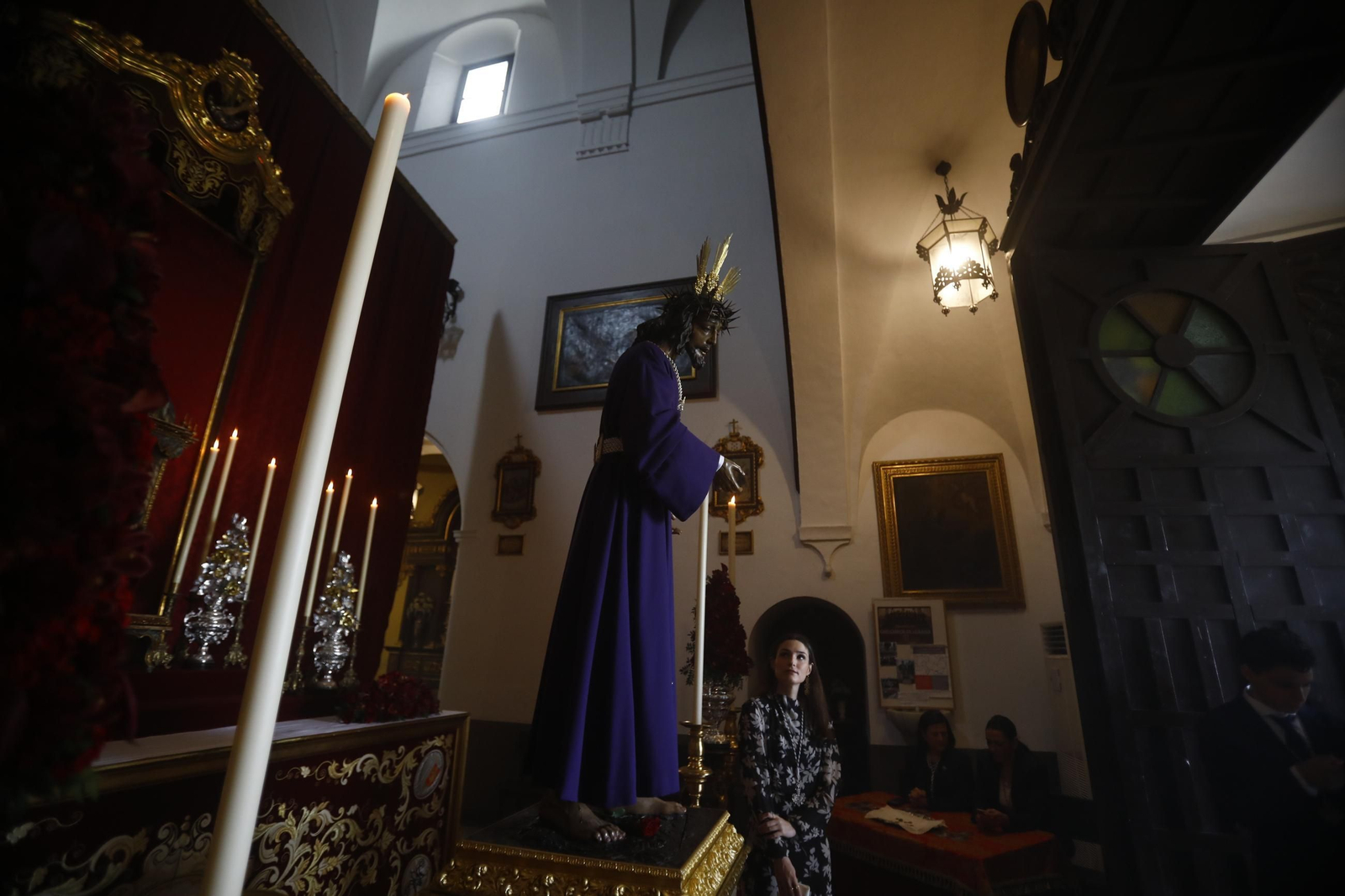 Las mejores imágenes del besapiés al Señor de Humildad y Paciencia de Córdoba