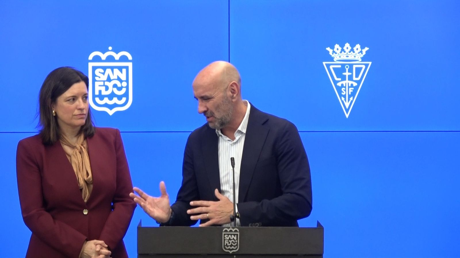 Cavada y Monchi retoman el proyecto de la Ciudad Deportiva en San Fernando