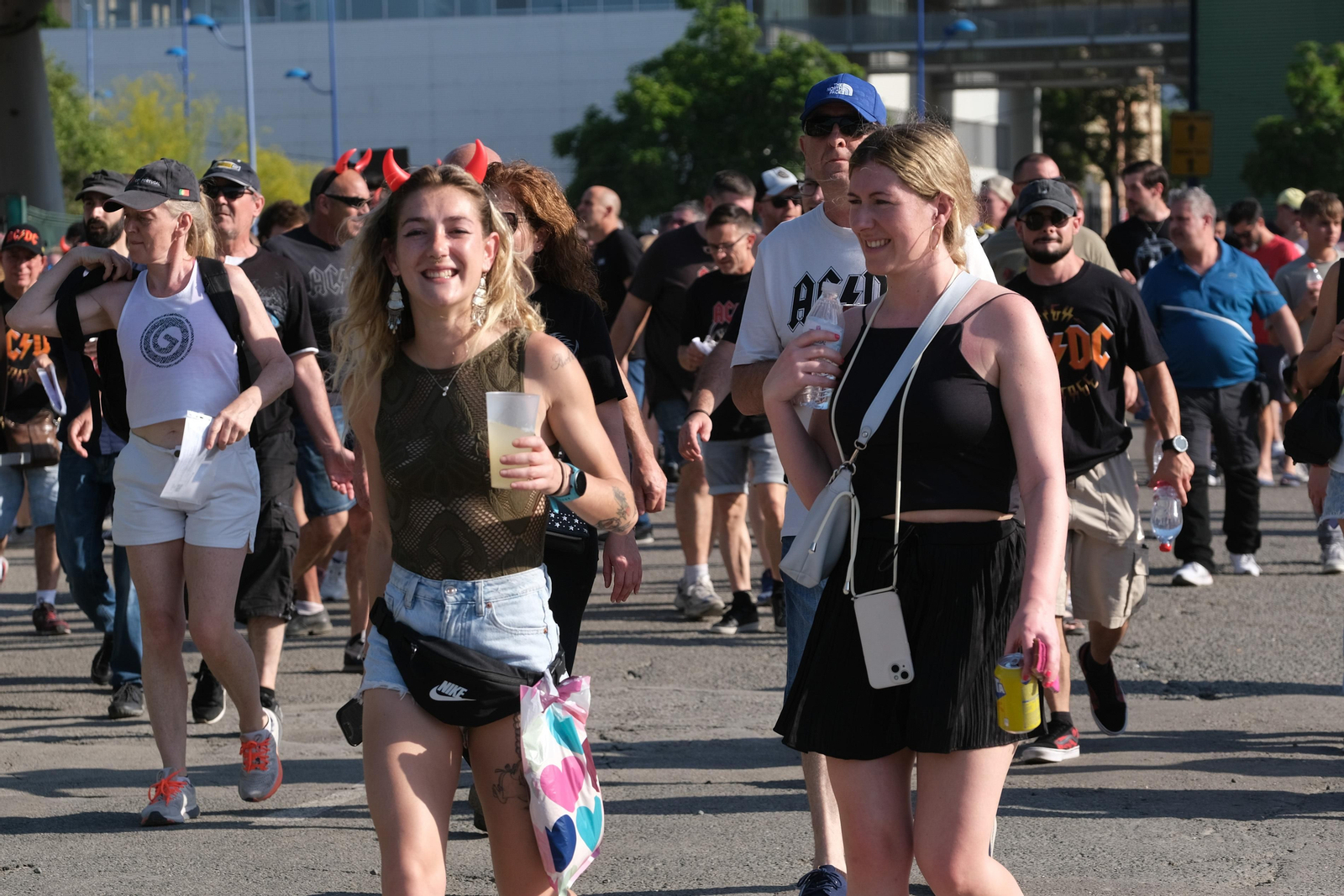 Búscate. Segundo concierto de ACDC en España