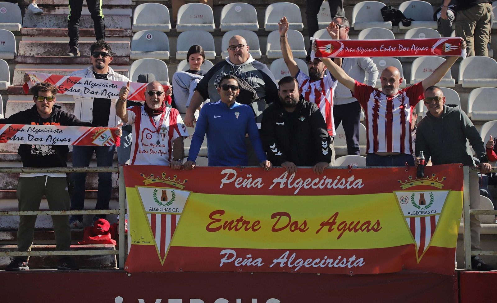 Búscate en el Nuevo Mirador durante el Algeciras - Atlético Madreliño de Primera Federación