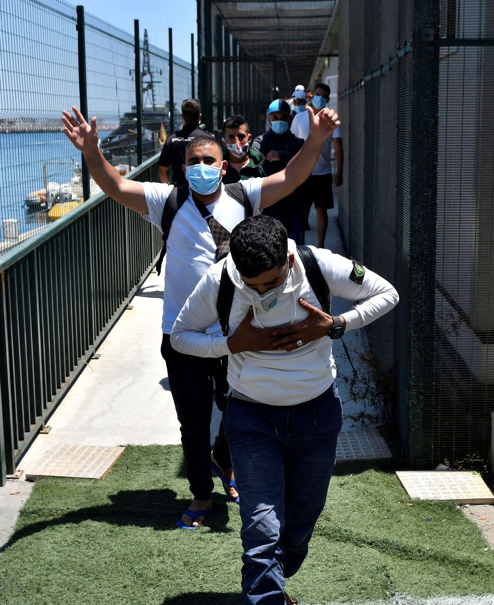 Imagen de archivo de inmigrantes llegados en patera a Almería.