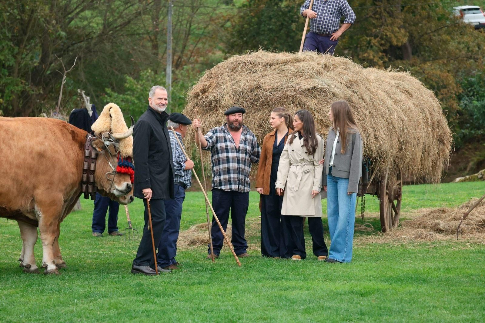 La Familia Real en Valdesoto, Pueblo Ejemplar de Asturias 2025, en imágenes
