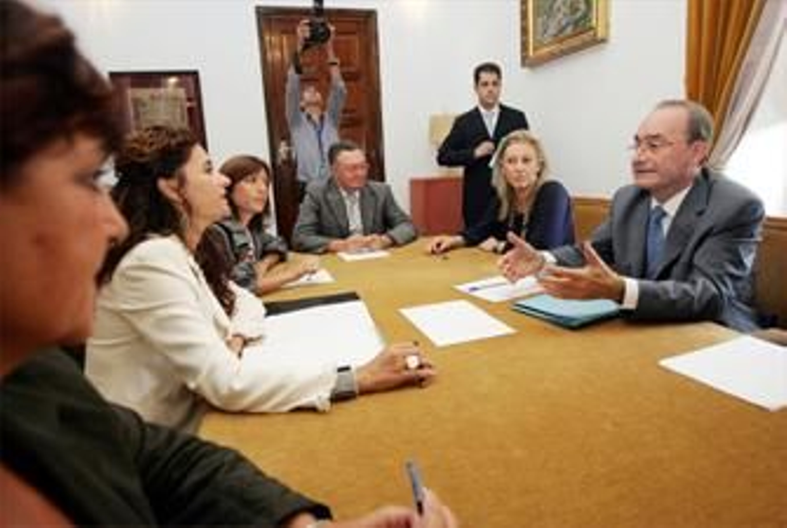 Montero culpa al Ayuntamiento de no colaborar al no dar suelo