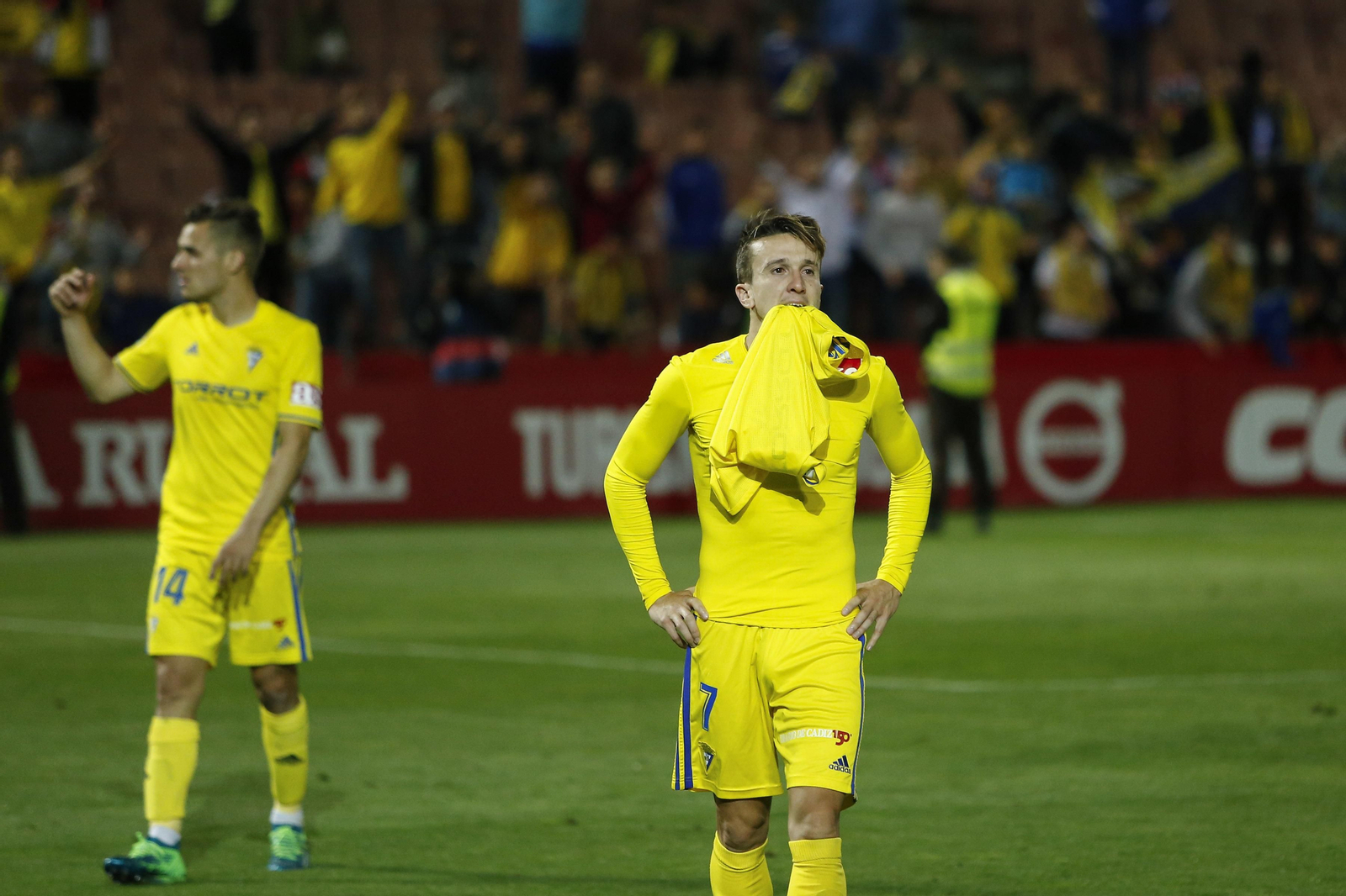 El Granada CF-Cádiz CF, en imágenes