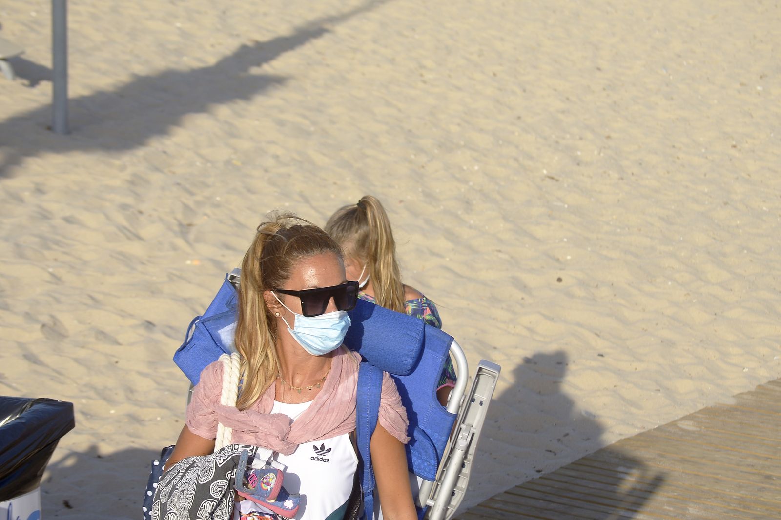 Imágenes del primer día de mascarillas obligatorias en Algeciras