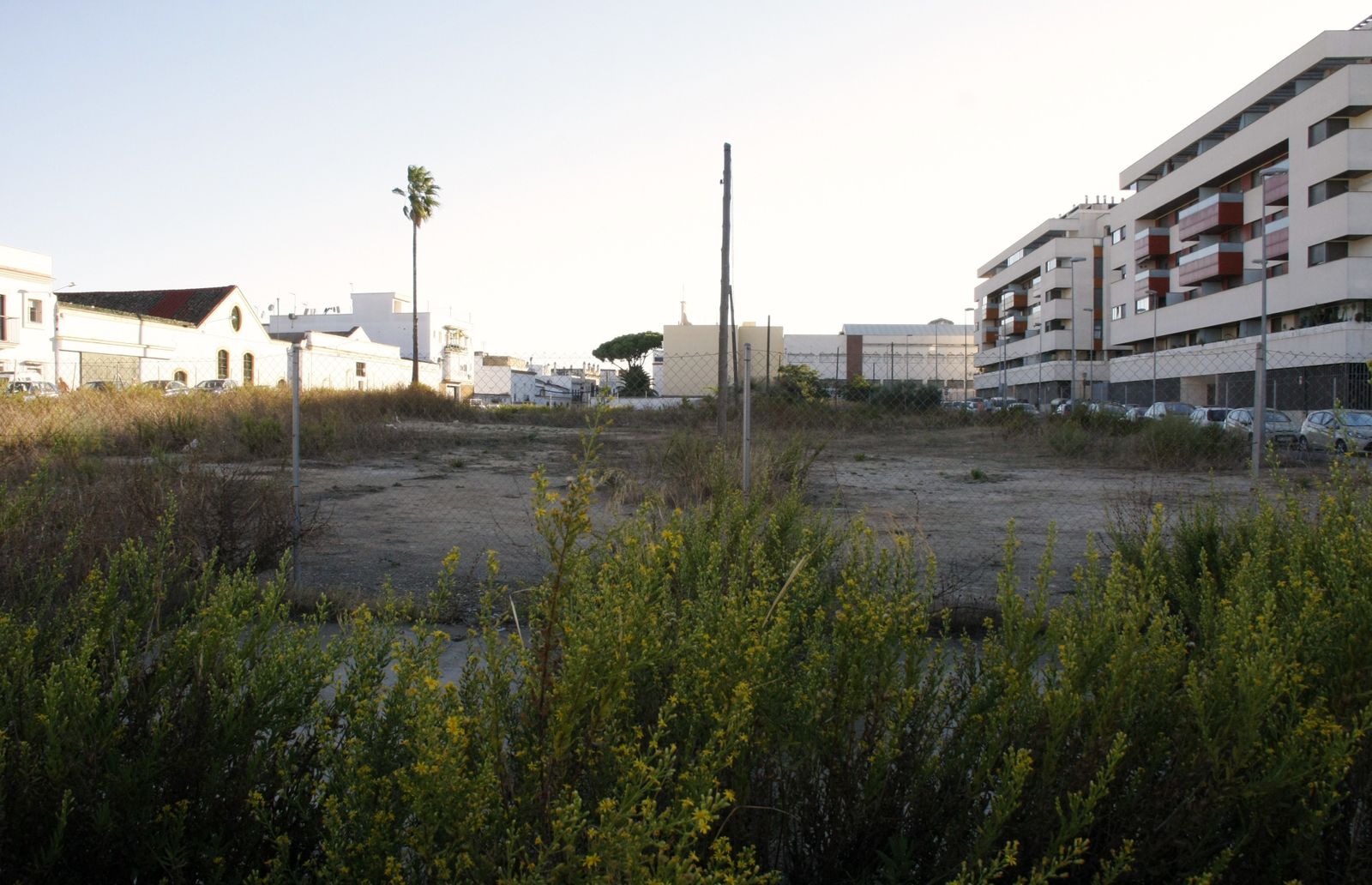 Esta es la parcela municipal en la que se ubicaría el nuevo geriátrico.