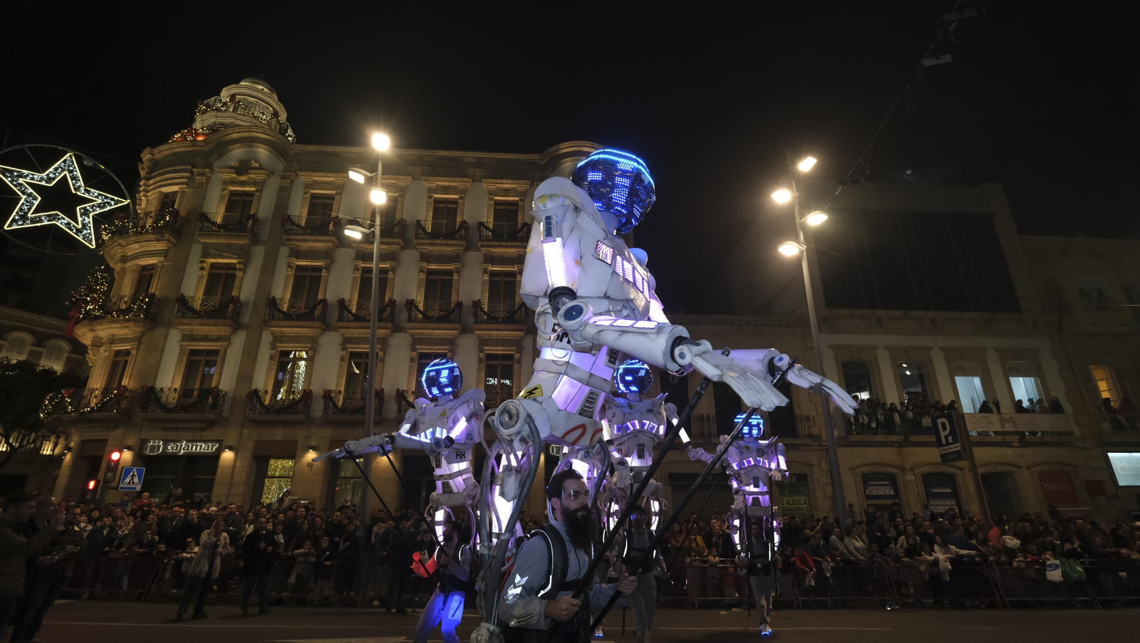 Imágenes de la Cabalgata de los Reyes Magos en Almería