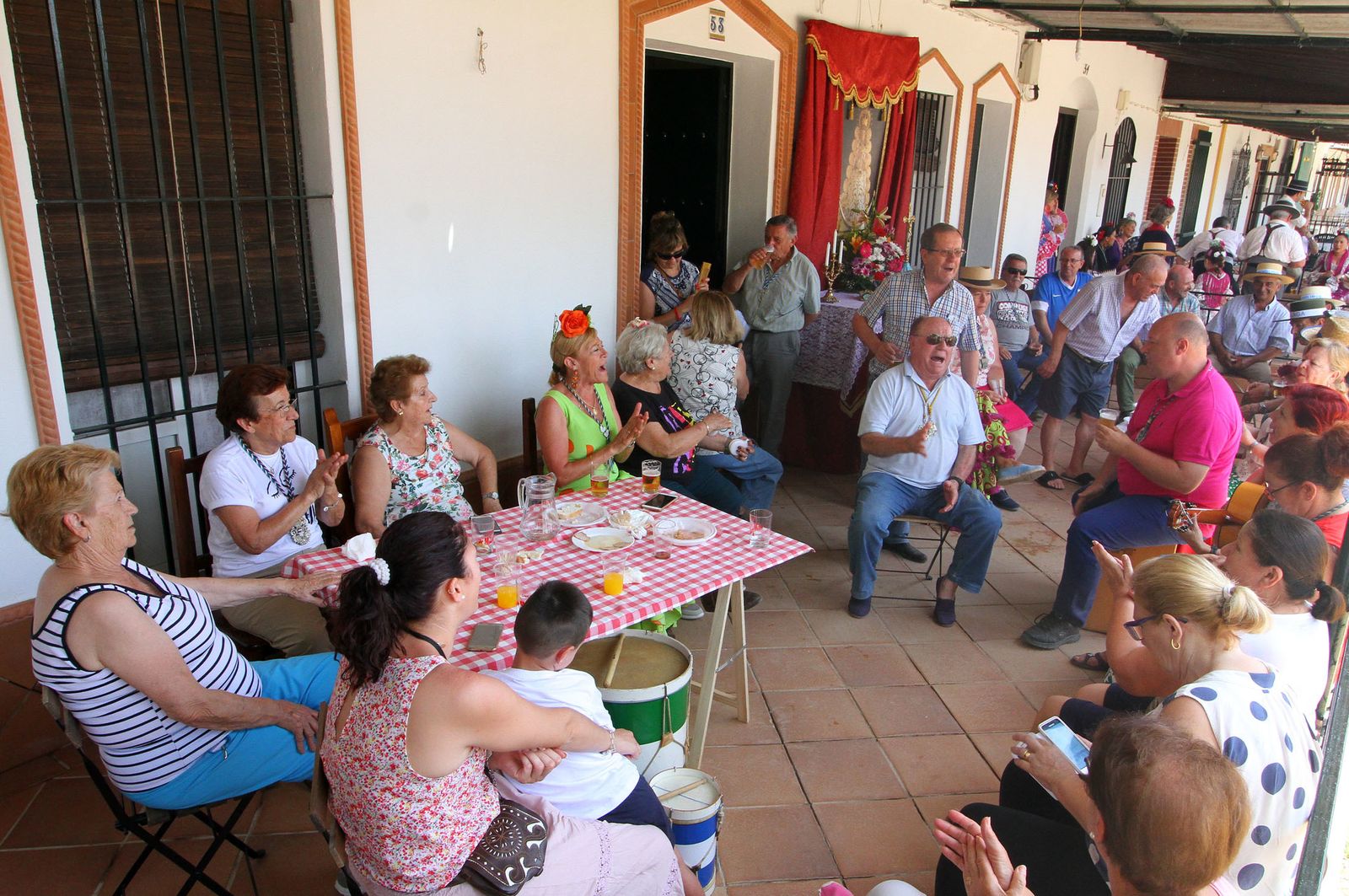 Ambiente en la aldea del Rocío.