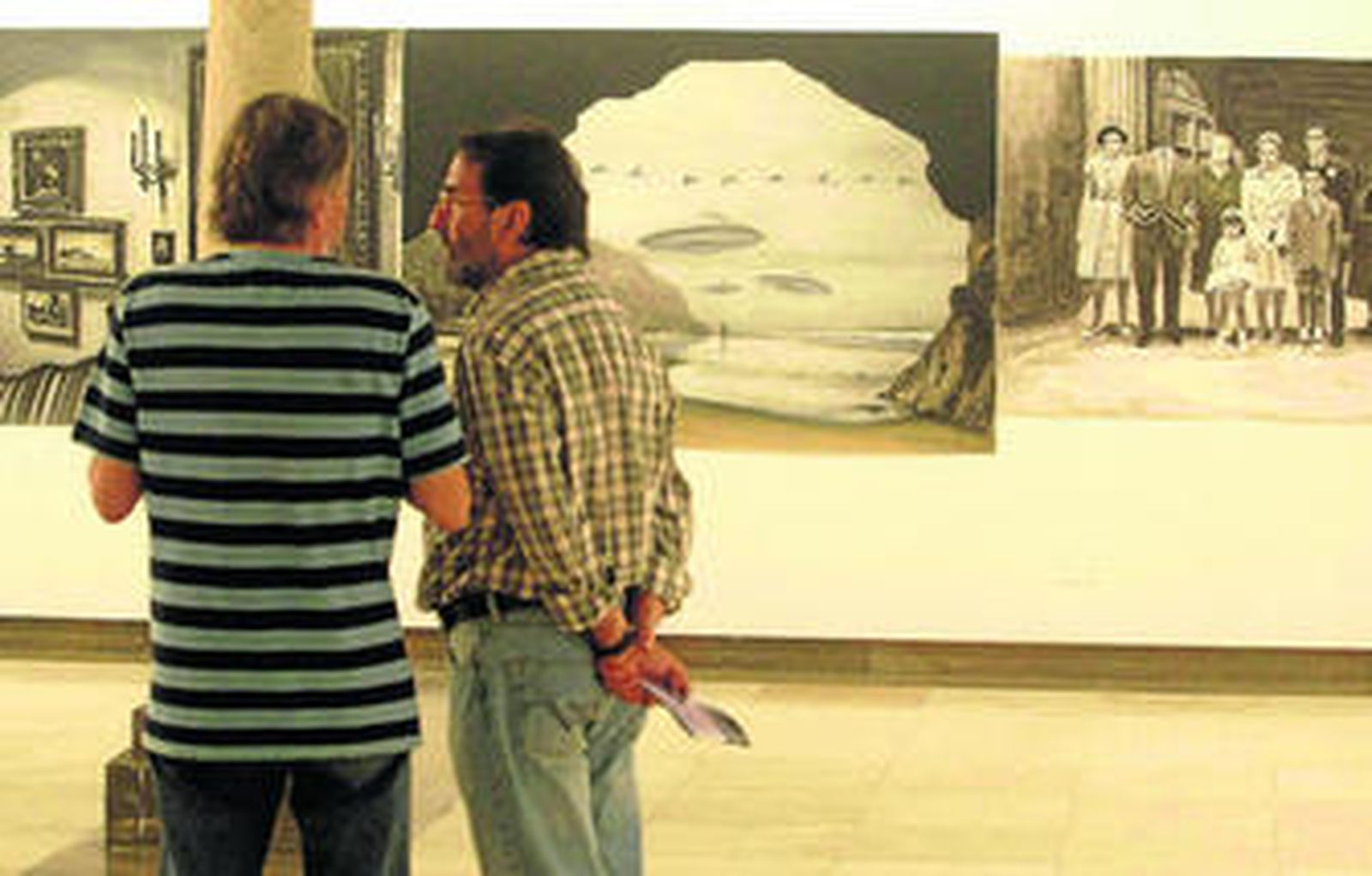 Algunos de los trabajos de Juan Ángel González, en la Fundación de Cultura de Algeciras.