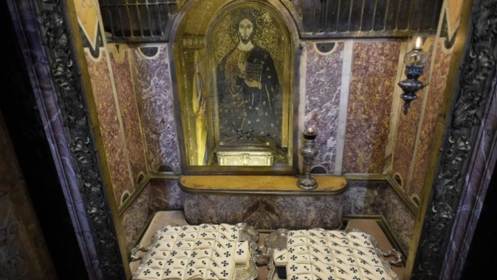 Los palios para los arzobispos.