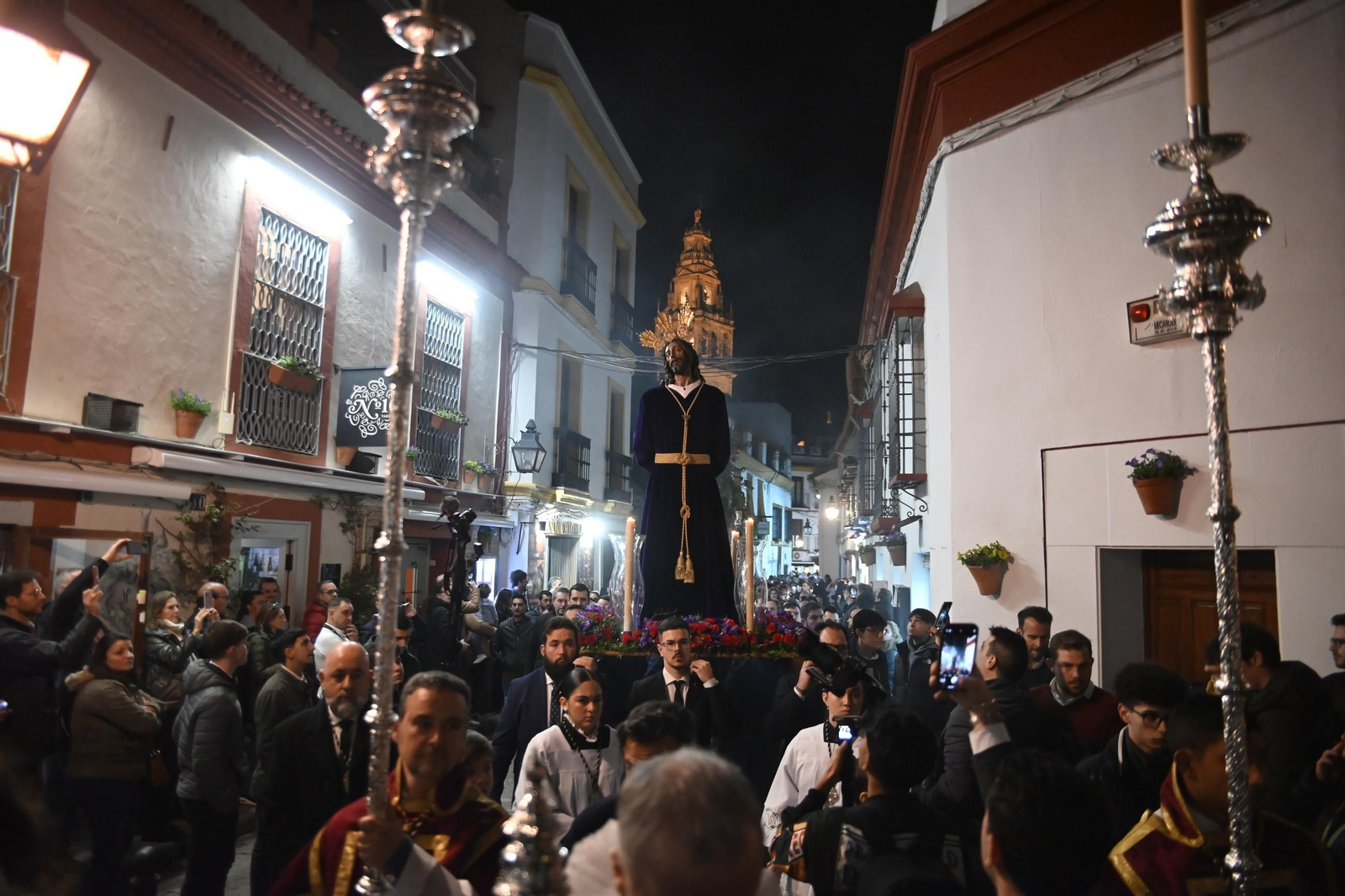 Las mejores fotos del traslado del Señor del Perdón de Córdoba