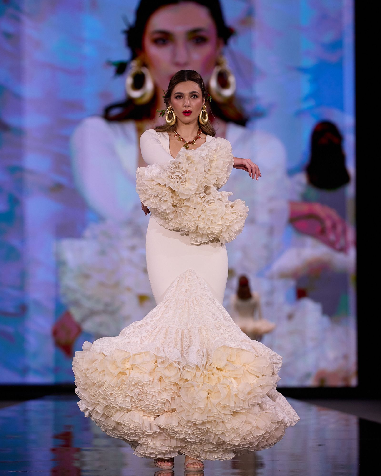 El desfile de Rosa Pedroche  en Simof 2026, todas las fotos