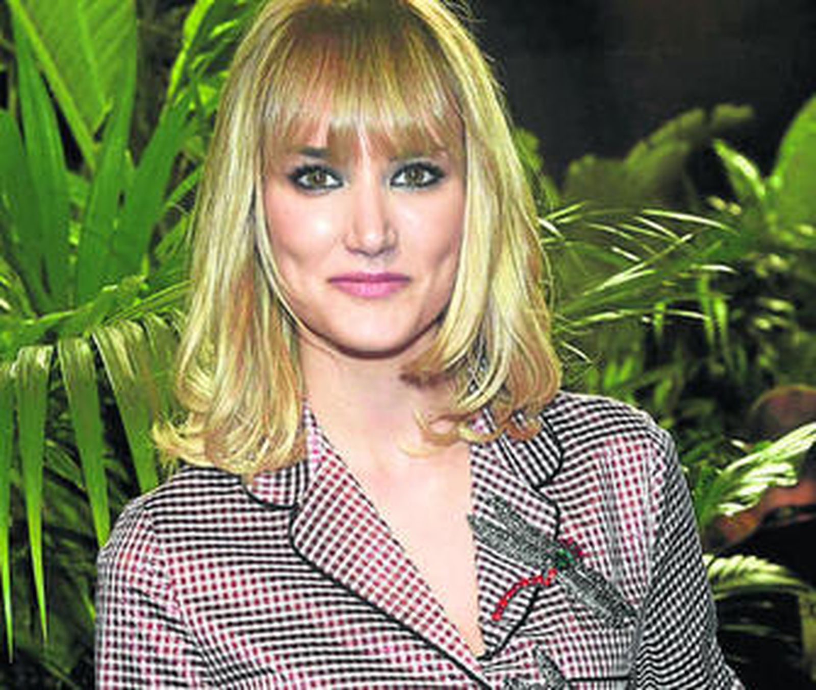 La modelo Alba Carrillo es una de las presentadoras del programa 'Hable con ellas'.