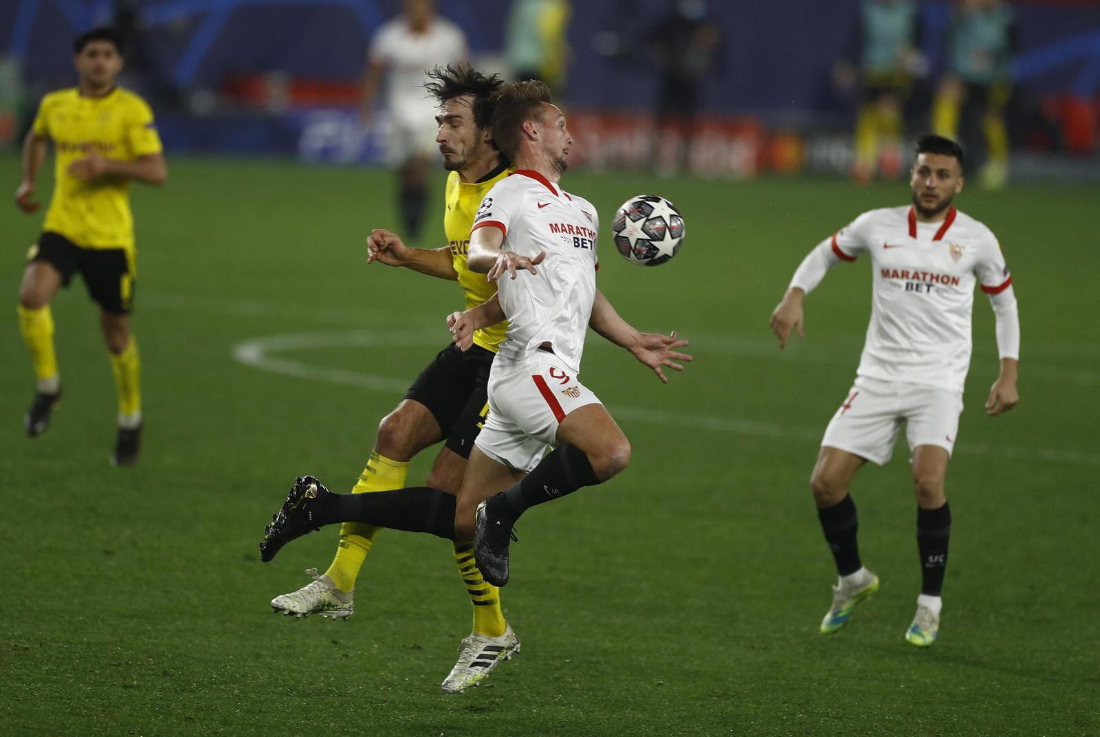 Las imágenes del Sevilla-Borussia Dortmund de Champions