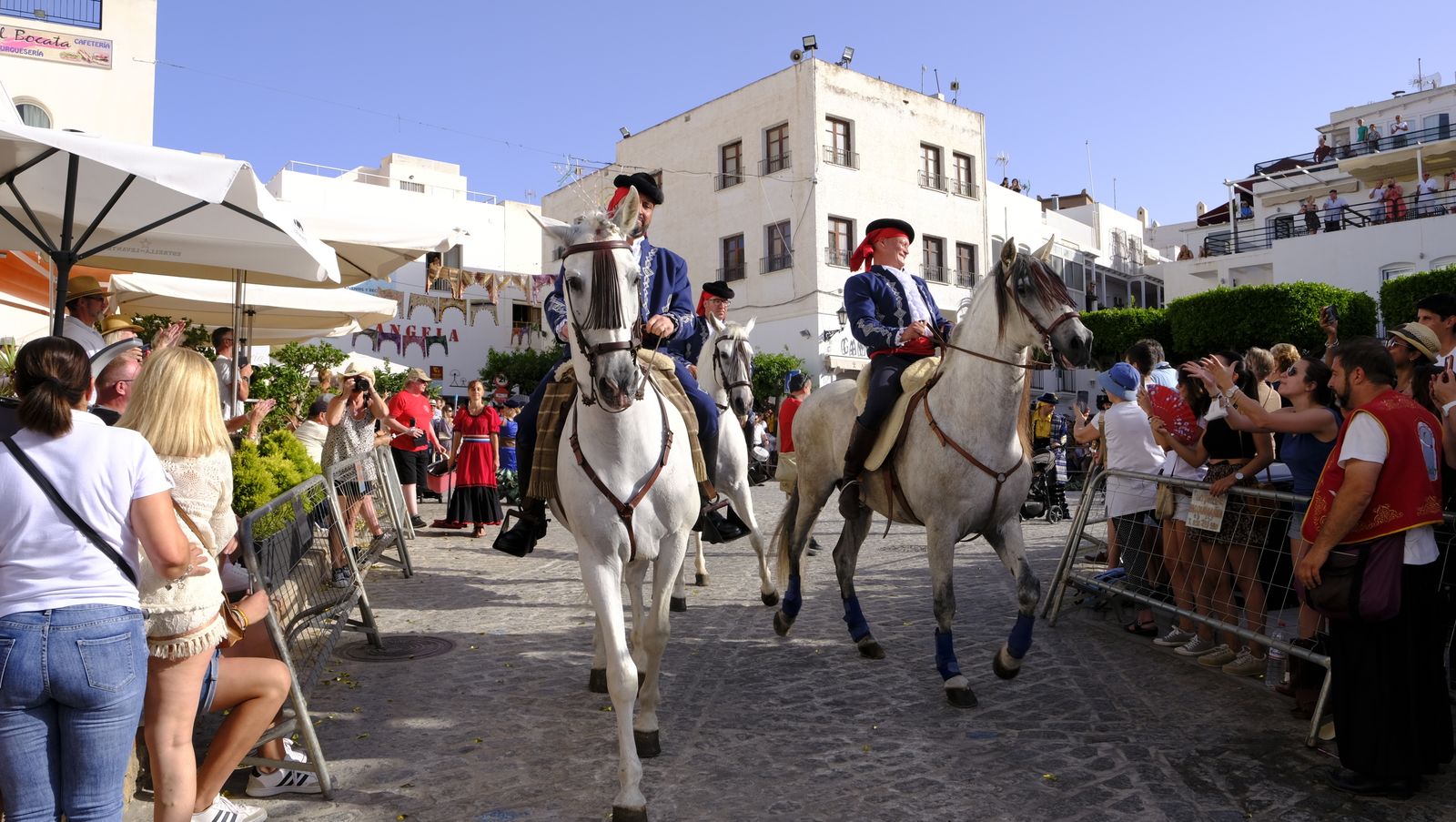 Imágenes del desfile de Moros y Cristianos de Mojácar