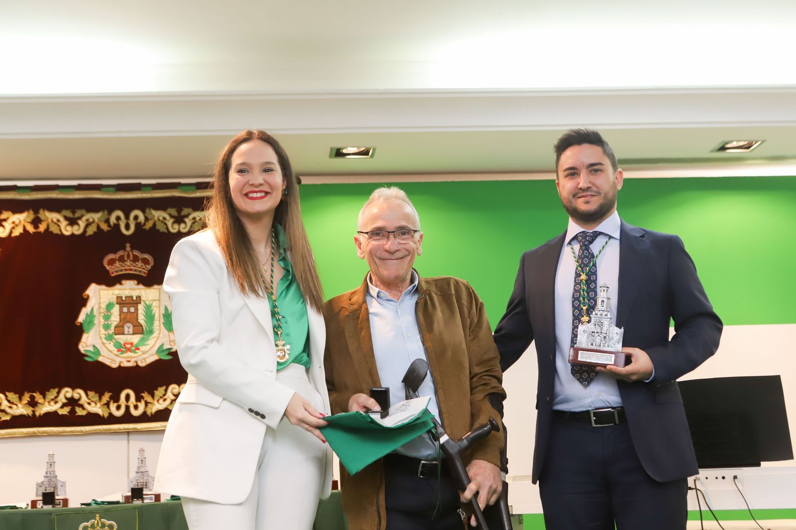 Las fotos de los galardonados del 28-F en Los Barrios.