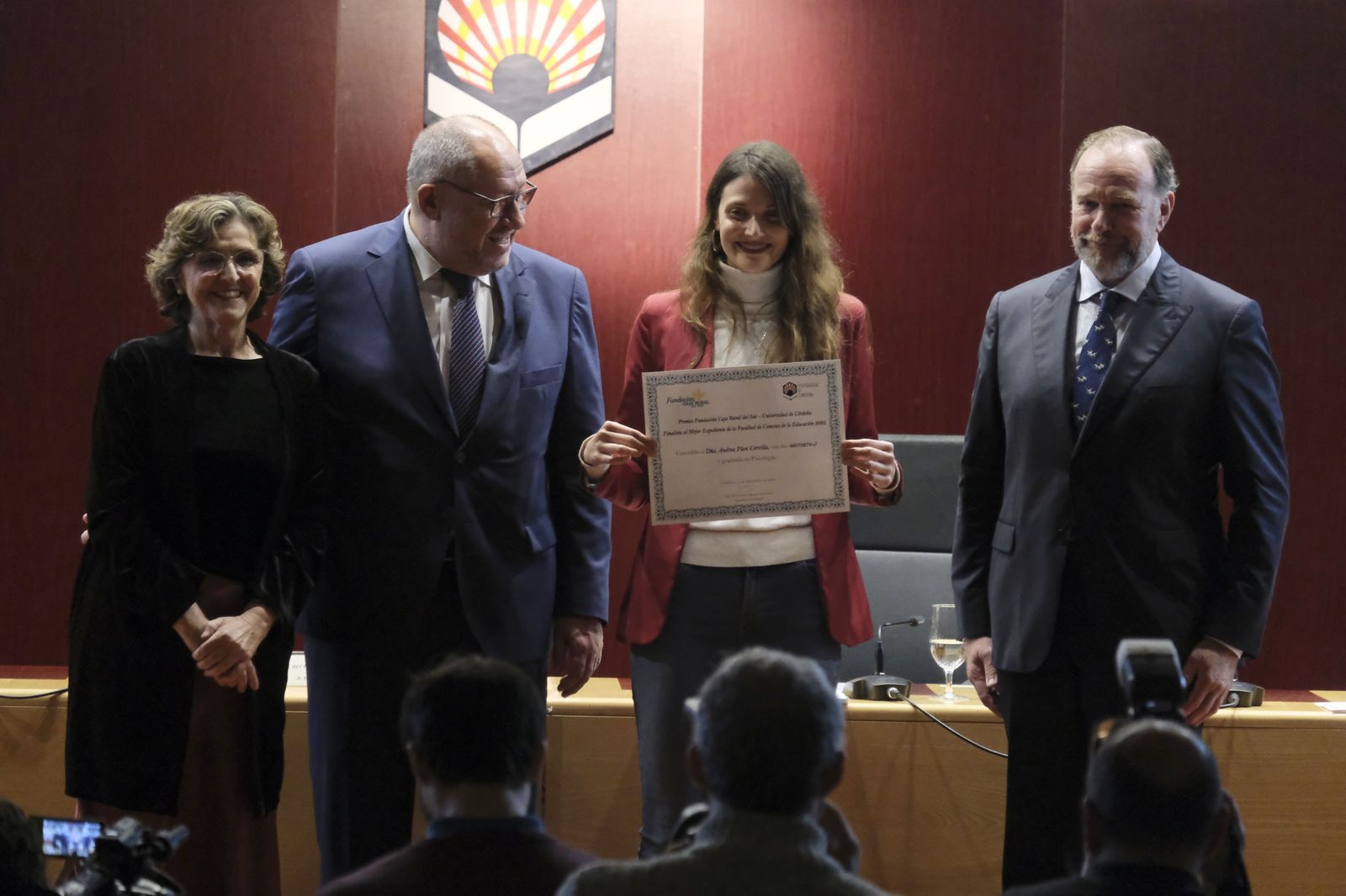 La entrega de premios de la Fundación Caja Rural del Sur a los mejores expediente de la Universidad de Córdoba, en imágenes