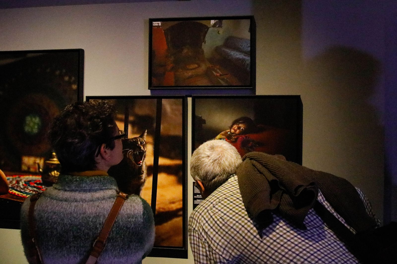 Te contamos en imágenes como ha sido el inicio de la exposición Brujas de Judith Prat