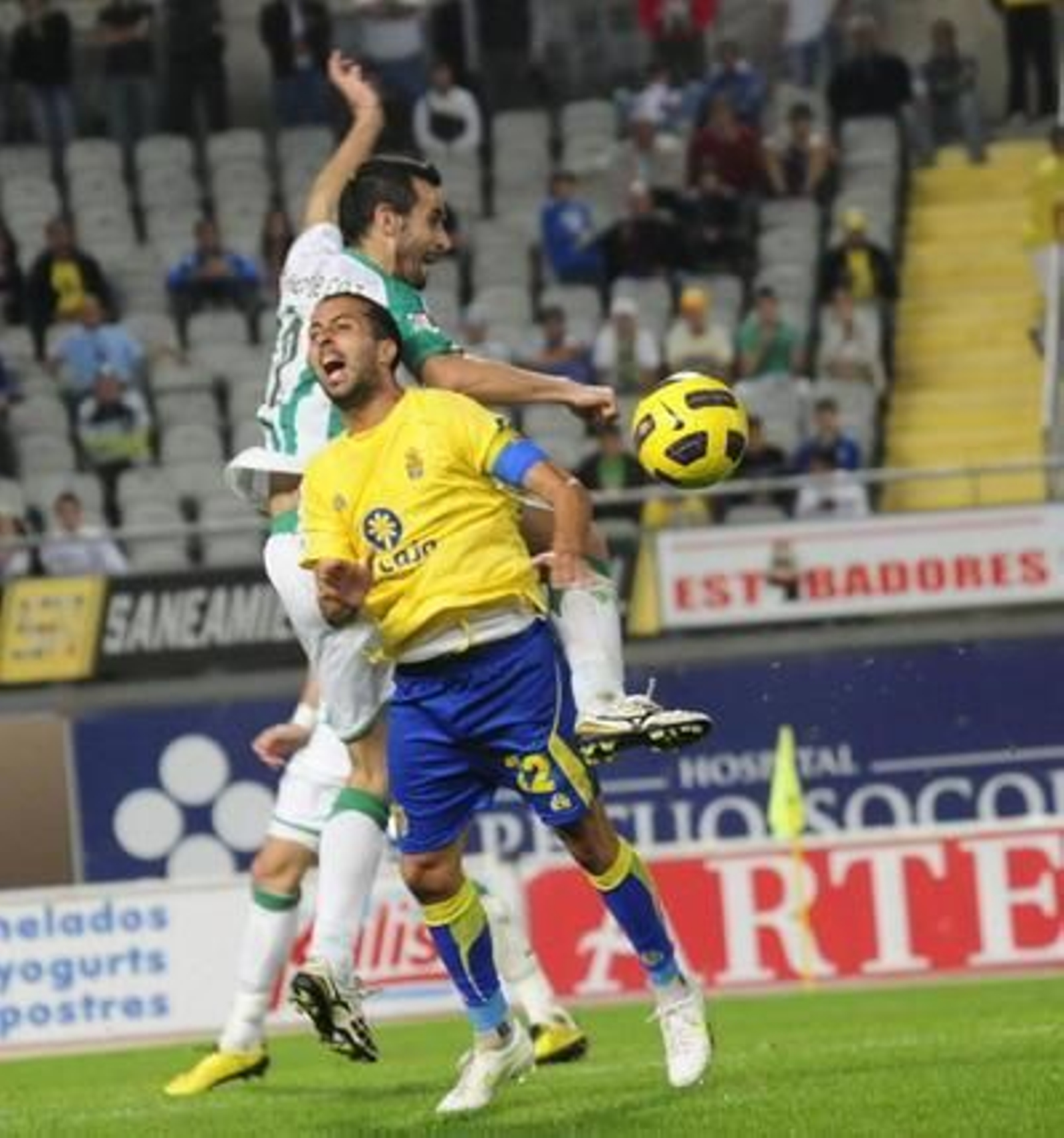 El Córdoba se trae de Las Palmas los tres puntos gracias a un gol de Alberto (0-1). / LOF